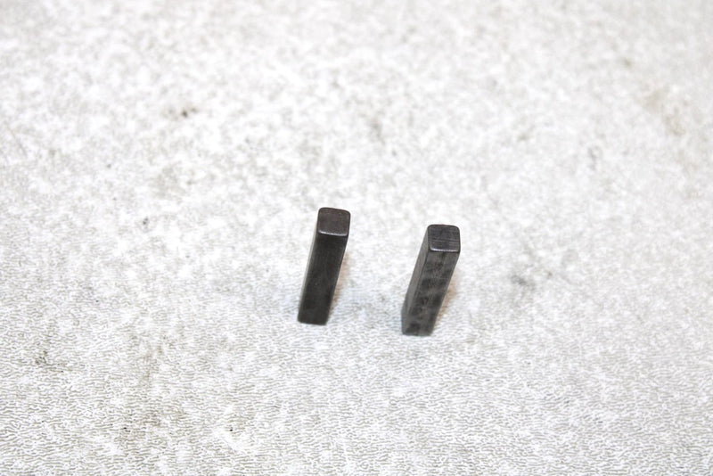 92 Polaris Trail Boss 4x4 Oem Front Spindle Key Pair 7721205 AP135