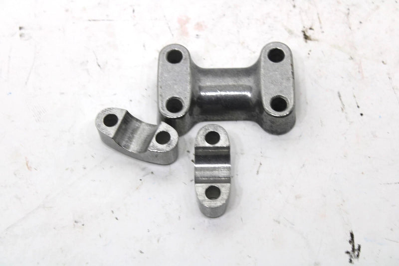 1985 Yamaha Enticer 340 Oem Handebar Mount Set 1E6-23441-00-00 SY132