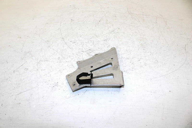 2013 Polaris 600 Rush Pro Oem Left Upper Footrest Bracket 1024378 SP30