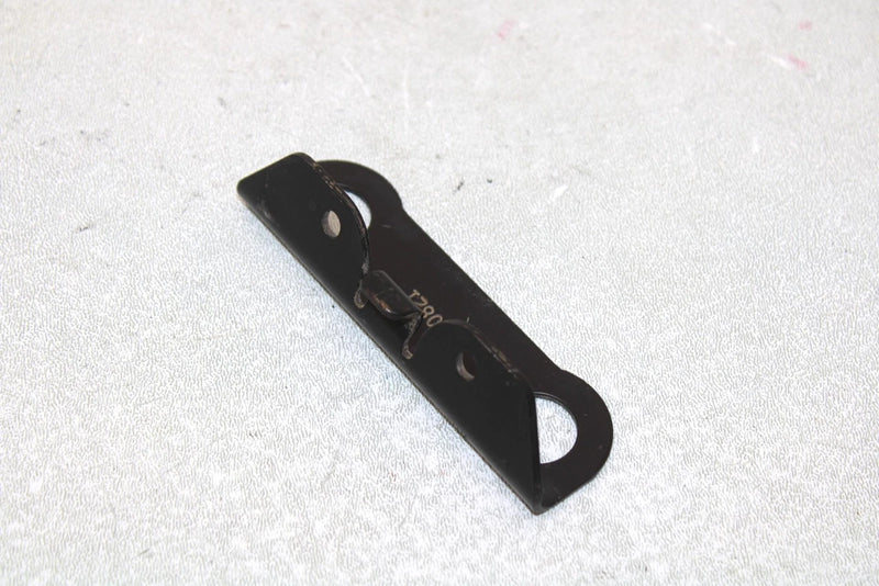 2006 Polaris Outlaw 500 Oem Lower Radiator Bracket 5249346-385 AP4