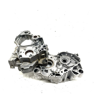 01-09 Honda Foreman Rubicon 500 TRX500 OEM Crankcase 11200-HN2-000 AH79
