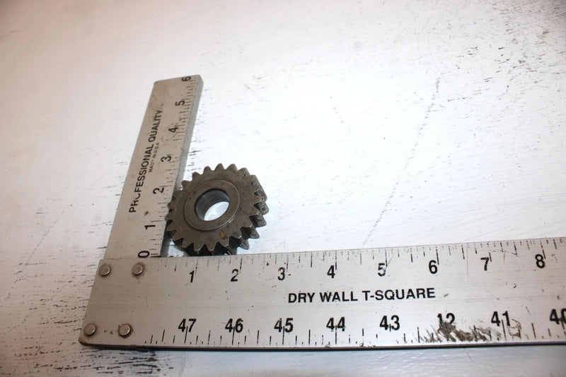 2007 Yamaha  Grizzly 350 2wd Oem 21T Middle Drive Gear 5UH-17582-10-00 AY28