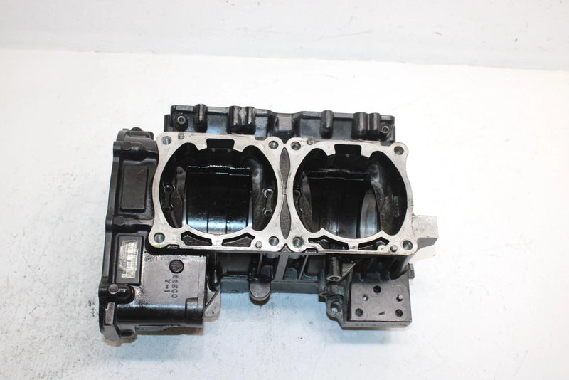 1998 Yamaha Waverunner Gp800 Oem Crankcase 66E-15100-00-8P JY9