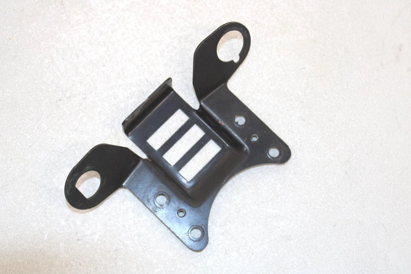 96 Polaris Xplorer 300 Oem Intstrument Panel Bracket 5241397-067 Q4533