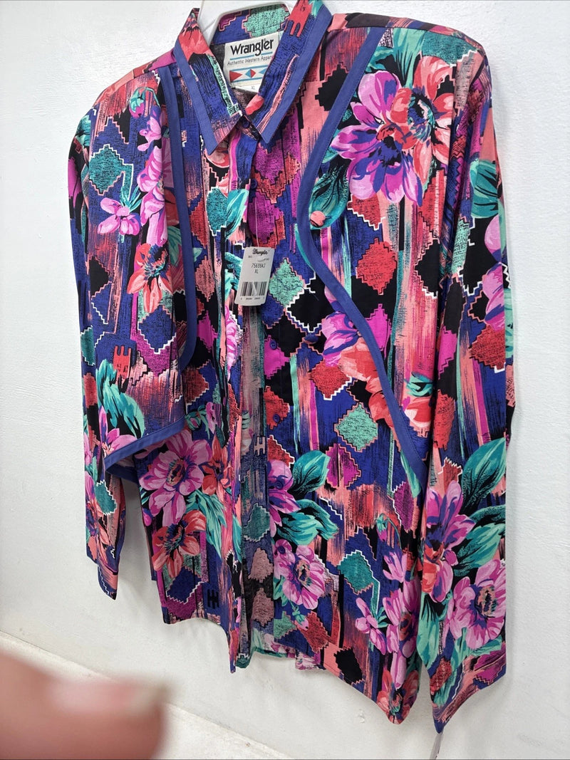 New Women’s Wrangler Pink Purple Floral Long Sleeve Button Up XL TT-32