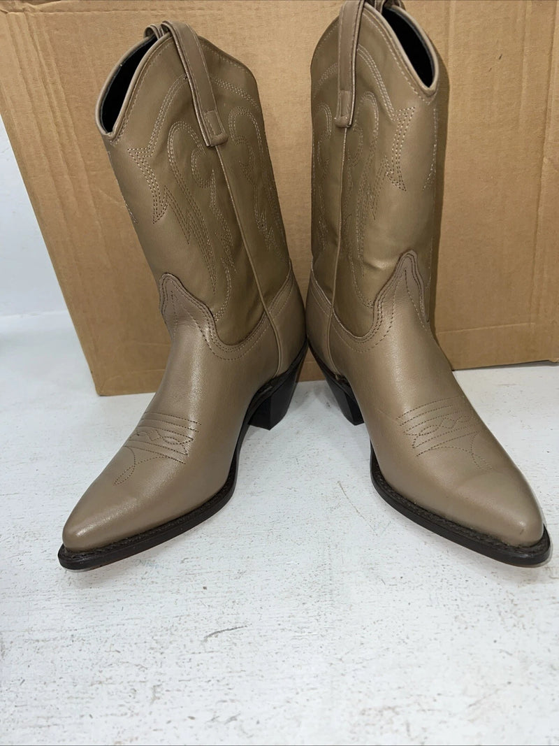 New Women’s Brown Capezio Cowboy Boots. L 295 7 M. 18-67