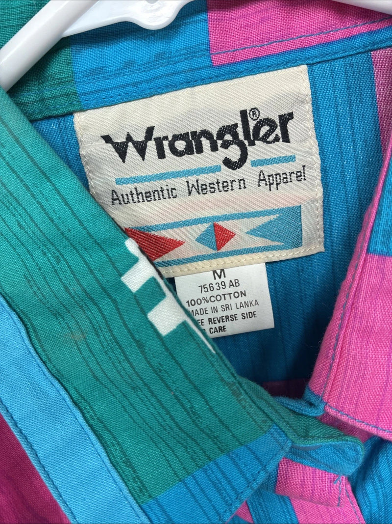 New Women’s Wrangler Multicolor Design Long Sleeve Button Up Medium MM-119