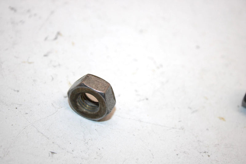 95 Polaris 300 4x4 Oem Tie Rod Nut Set 7546902 7542401 AP39