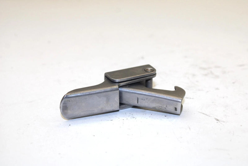Yamaha Oem Hatch Lock Bracket EU0-62841-01-00 Q4115