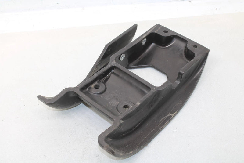 2005 Polaris Predator 500 Oem Rear Swing Arm Guard 1542101 AP3