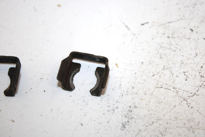 04 Ski-doo Mxz 600 Ho Sdi Oem Fuel Injector Clip Pair 420851800 Q2193