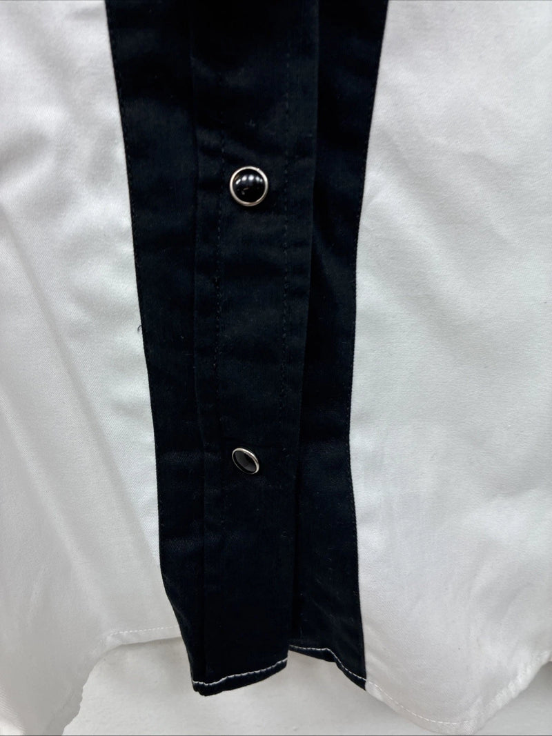 New Women’s Cumberland Black White Short Sleeve Button Up Medium YY-81