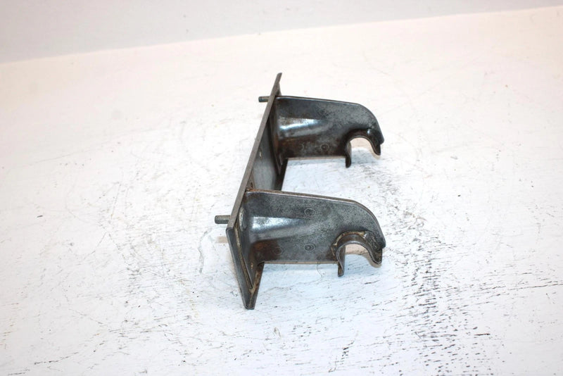 1985 Honda Atc 110a All Terrain Oem Rear Fender Hinge 80102-968-000 AH58