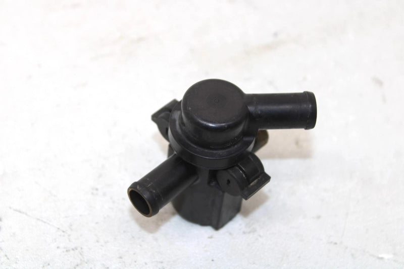 2015 Yamaha Viking Vi Oem Air Cut Valve 2BG-14840-00-00 XY0