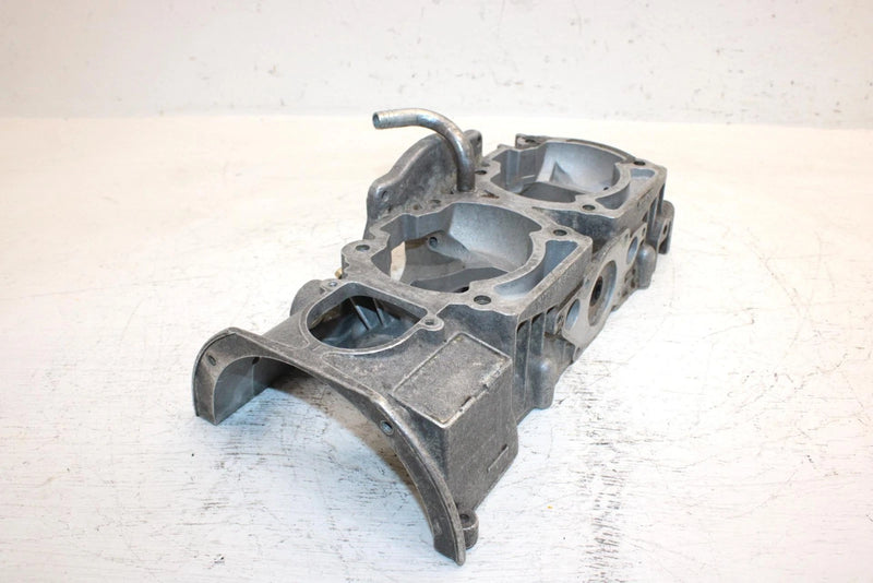 1998 Ski-doo Mxz 670 Oem Upper Crankcase Half 420888015 SS17