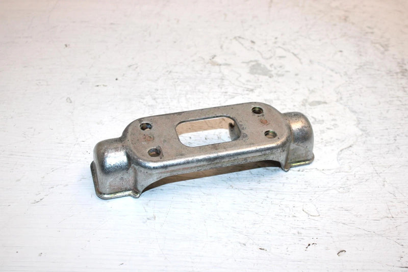 1986 Honda Trx 125 Oem Rear Fender Latch 80101-VM6-000 AH41
