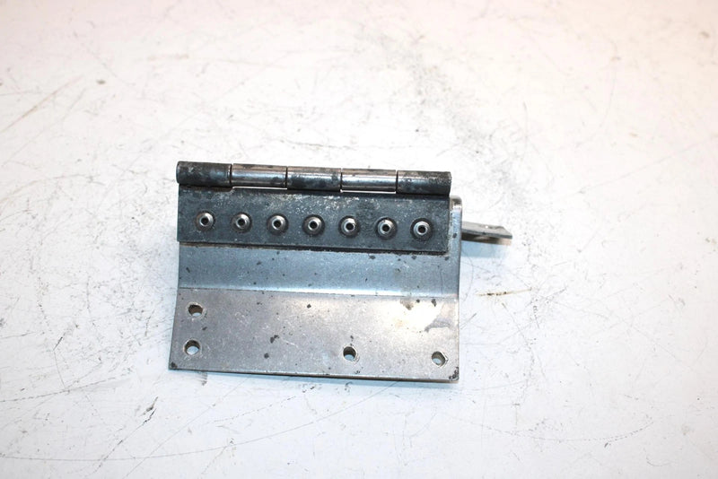92 Polaris Indy 440 Oem Clutch Belt Cover Hinge 5210728 SP48