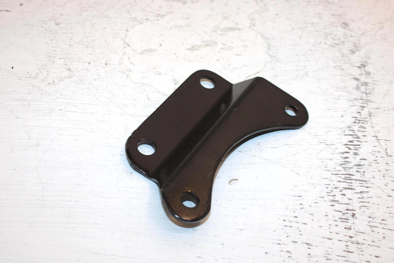 1982 Honda Atc 185a Oem Right Engine Mount Bracket 50351-958-010 AH63