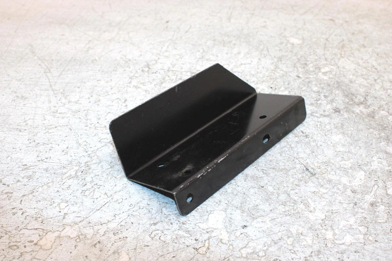 2006 Polaris Sportsman 500 Oem Right Splash Guard Bracket 5248100-329 AP186
