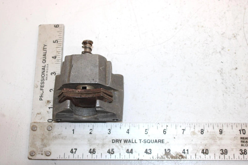 1995 Polaris 300 Oem Rear Brake Caliper 1910130 AP141