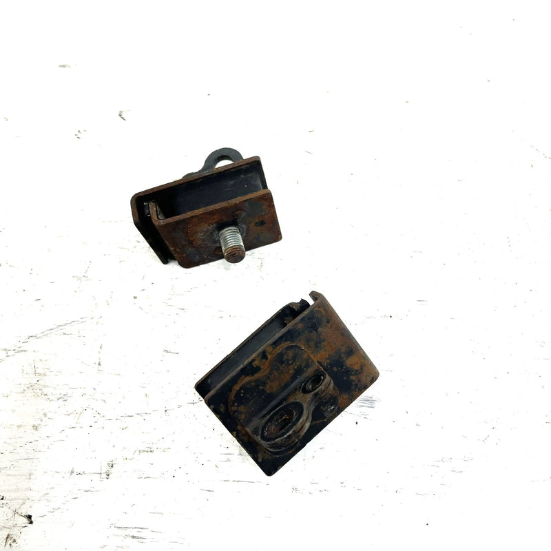2012 Yamaha Grizzly 550 4x4 OEM Engine Mount Dampner Pair 3B4-21485-01-0 AY65