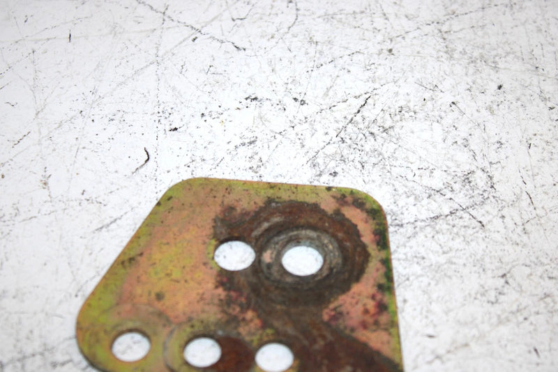 03 Polaris Xc 600 Edge Oem Rail Reinforcement Bracket 5244677 Q3978