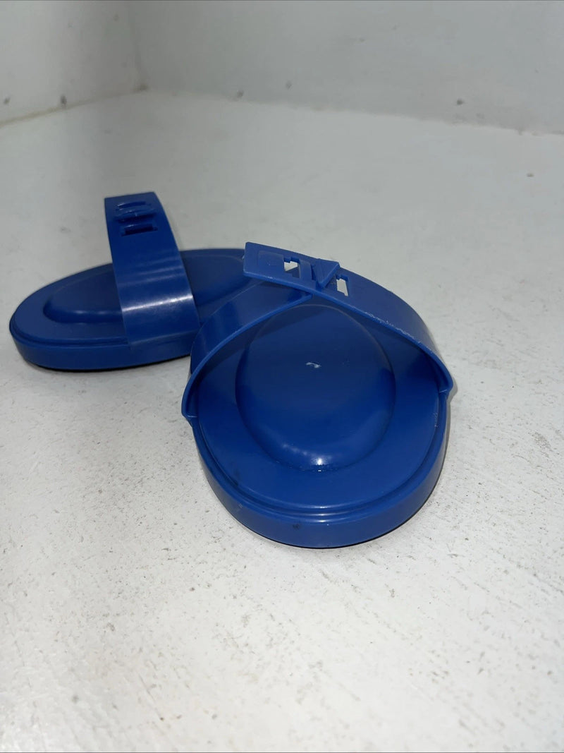 New Blue Curry Comb For Horses Set Of 2 F-502