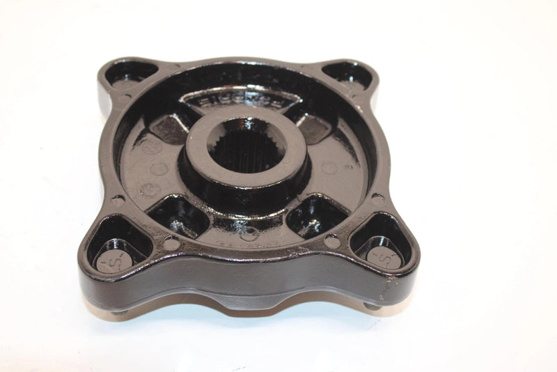 02 Polaris Magnum 325 4x4 Freedom Oem Rear Wheel Hub 5131649-067 AP36