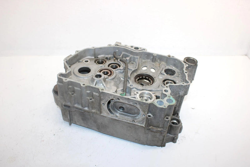2001 Bombardier Traxter Oem Crankcase 711295881 AB10