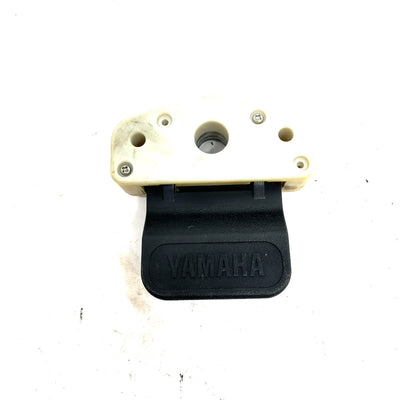 01-05 Yamaha WaveRunner XLT1200 OEM Seat Latch F0D-63850-01-00 JY27.1