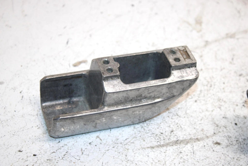 83 Yamaha Excel Iii Ec340g Oem Bumper End Cap Pair 8G8-77523-01-00 SY7