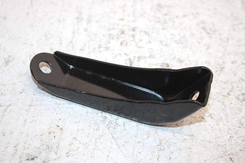 1987 Honda Fourtrax 350 A Oem Rear Fender Mount Bracket 81302-HA7-670 AH39