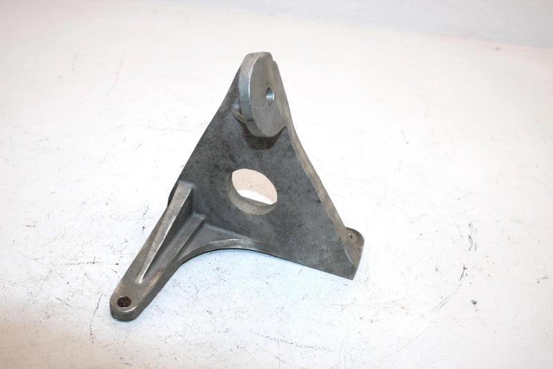 97 Arctic Cat Cougar Oem Front Left Engine Bracket 0745-057 SAS