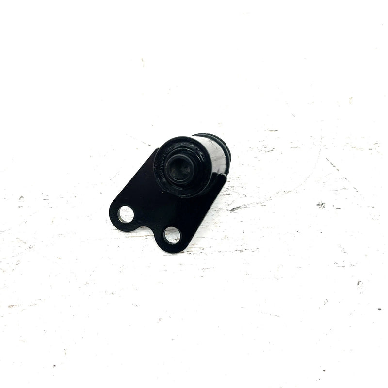 04 Yamaha Bruin 350 4x4 OEM Upper Engine Mount Pair 5UH-F1316-01-00 AY63