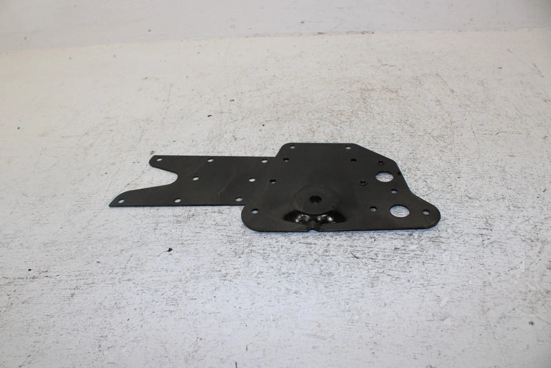 2000 Polaris Classic Touring Oem Left Suspension Bracket 1012439-067 SP54