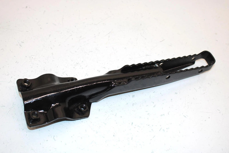 84 Honda Trx200a Oem Footrest Peg 50621-VM5-000 50611-VM5-000 Q2860