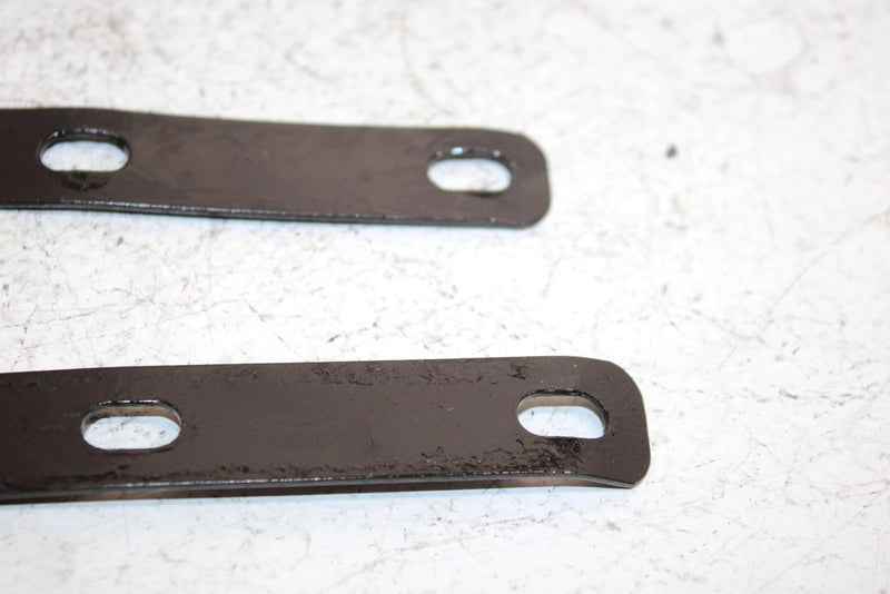 96 Polaris Trail Boss Oem Mud Flap Bracket Pair 5430973-133 AP74