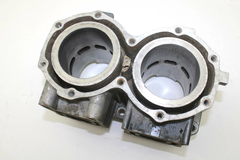 96 Yamaha Wave Runner III OEM Piston Block Cylinder 61L-11311-01-94 JY0 