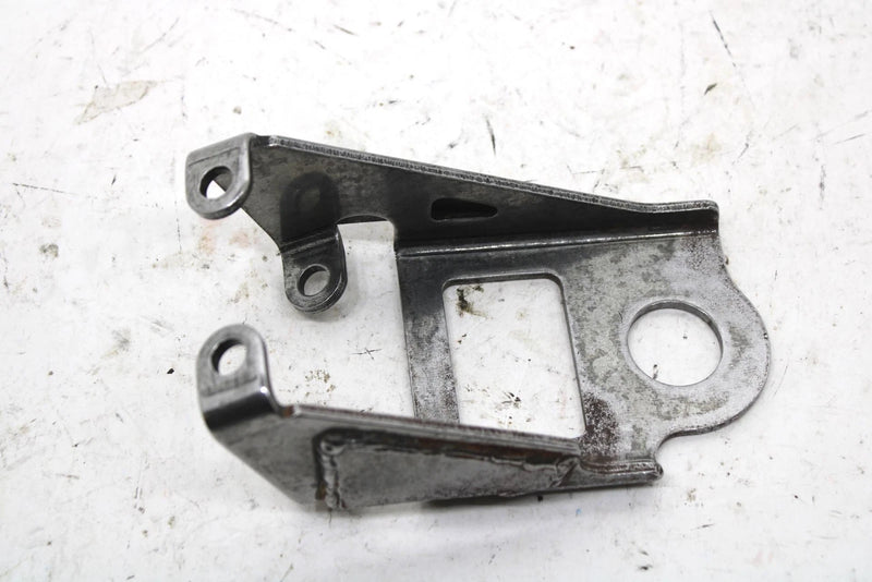 1985 Yamaha Phazer E Oem Engine Bracket 1 8V0-21411-00-00 SY57