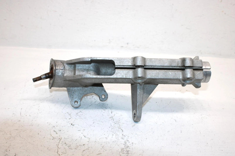 2009 Polaris Trail Boss 330 Oem Front Right Hubstrut 5135135 AP181