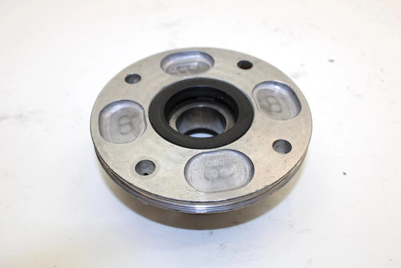 1988 Yamaha  Moto 4 Oem Middle Gear Bearing Housing 2HT-W1752-00-00 AY31