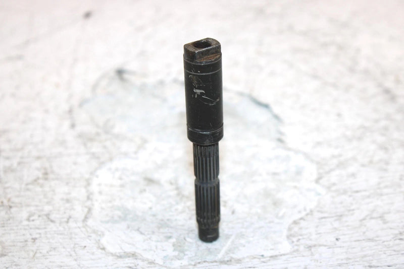 1990 Yamaha  Moto 4 Oem Drive Gear Shaft 52G-18197-00-00 AY5