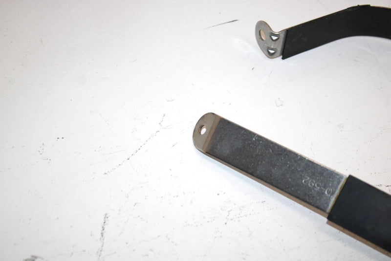 08 Arctic Cat Prowler Xt 650 Oem Center Fuel Tank Strap 0570-128 0570-127 XA0