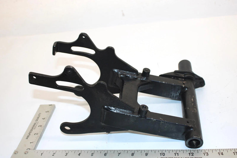 06 Arctic Cat Atv 90  Dvx Oem Rear Swing Arm 3303-432 AA17