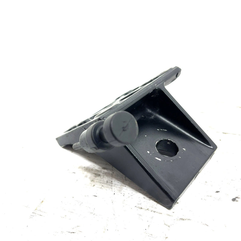 01 Yamaha GP 1200 RZ OEM Rear Upper Motor Mount Bracket 2 66V-21426-01-8P JY28