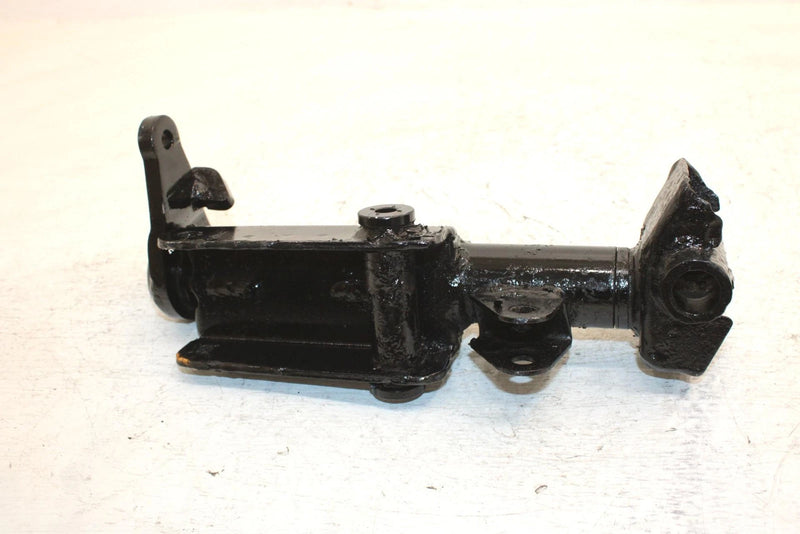 1996 Arctic Cat Cougar Oem Right Spindle Knuckle 0703-282 SA7