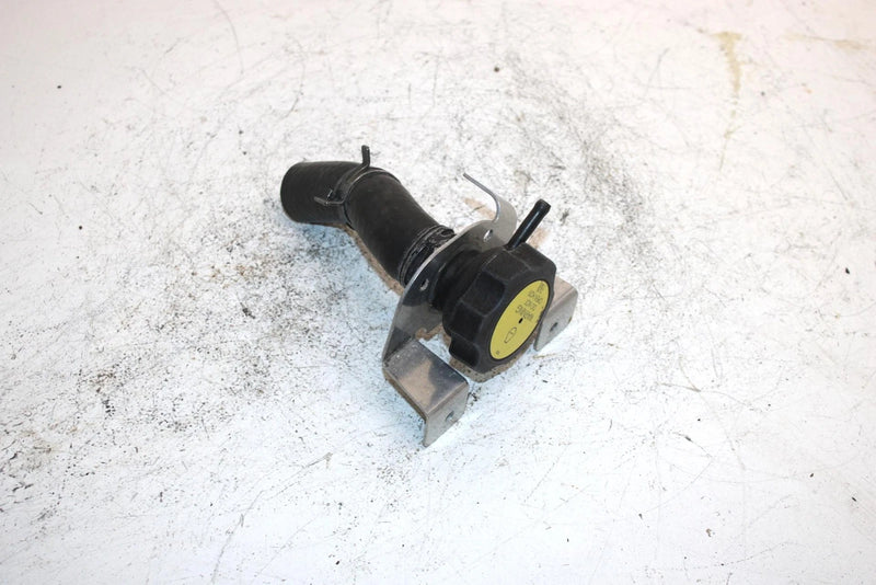 07 Arctic Cat F1000 Efi Oem Filler Neck and Bracket Set 1670-848 4606-944 SAS13