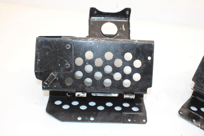 90 Yamaha Exciter Ii Le Ex570ep Oem Footwell Pair 86N-21910-00-00 SY33