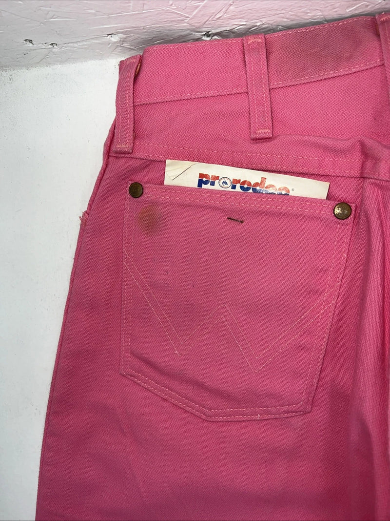 New Women’s Pink Wrangler Cowboy Cut Pro Rodeo Denim Jeans. 7x32 O-11