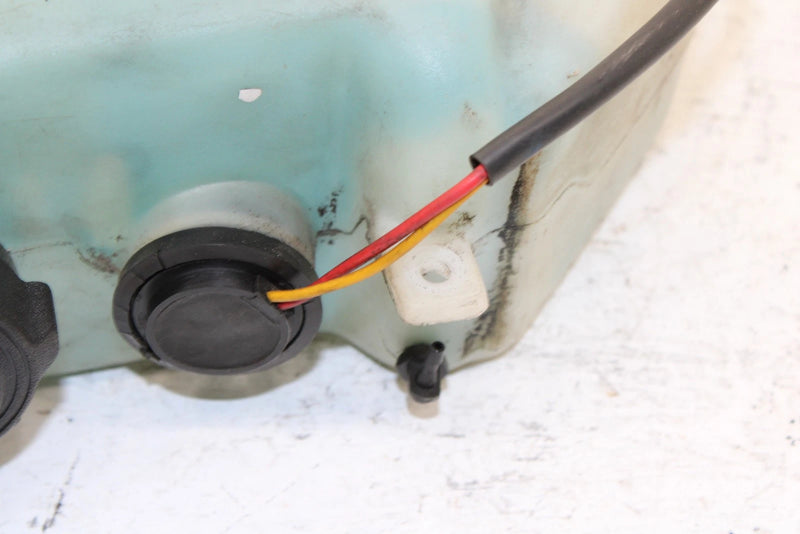 1993 Arctic Cat Ext 580 Z Oem Oil Tank W/Cap 0670-239 SA55